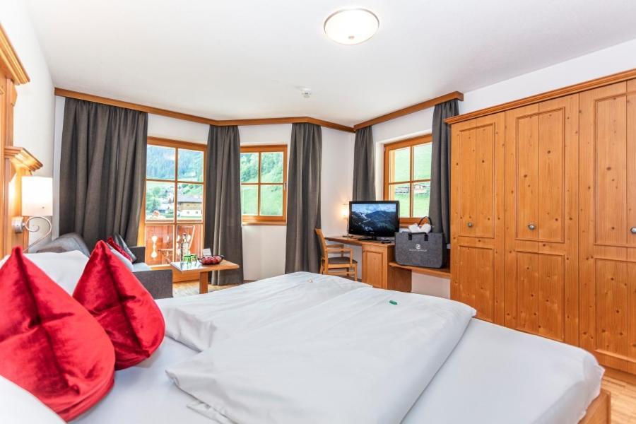 Hotel Schiederhof Grossarl Bagian luar foto